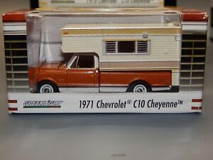 '71 1971 Chevrolet C10 Cheyenne Slide in Camper Dark Orang 1/64 Diorama VHTF MIB