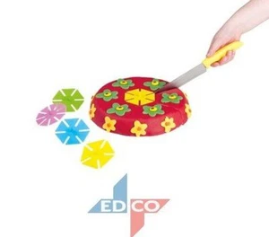 Juego divisor de pasteles Cuisine Elegance 4 piezas (NUEVO) - piezas de corte tamaño perfecto - Imagen 1 de 2