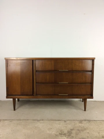 Mid Century Modern Credenza by Bassett Furniture Cover