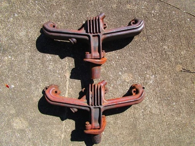 Colector de escape Barracuda Duster Mopar B E-Body 318 - 340 años 60 - 70 Foto 1 de 4