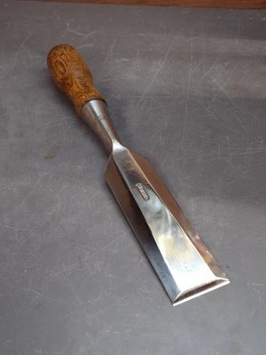 Stanley 1 1/2" Everlasting Chisel No. 20 Polished & Lapped Extra Clean - Image 1 of 4