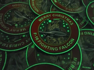 GREECE  F-16 "CHRISTMAS"  FIGHTING  FALCON 3D PVC PATCH - GLOW - Picture 1 of 5