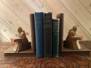 Vintage Hand Carved Old Wise Monks Reading Book Ends Solid Wood Midcentury - Picture 1 of 12