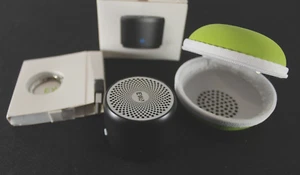 Ewa A106 Pro Wireless Tragbarer Mini Lautsprecher mit Reiseetui USB Schlüsselanhänger Neu - Bild 1 von 3