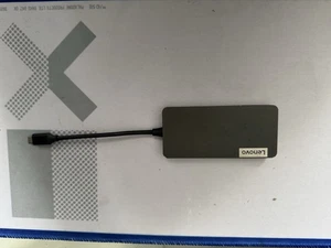 Lenovo USB-C 7-in-1 Hub + Card Reader LC700 HDMI 1.4, USB-A 3.0 TF SD - Photo 1/3