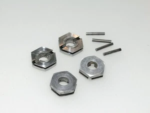 K-0822 Kyosho Inferno DX vintage buggy 19mm wheel hexes with pins - Picture 1 of 1