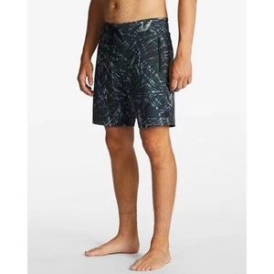 NWT BILLABONG Surftrek Lo Tide 18" Boardshorts Forest Men's Size Medium - Picture 1 of 10