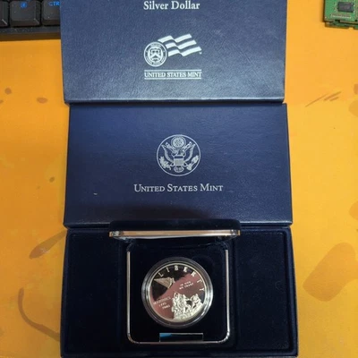 2005 U.S. Mint MARINE CORPS 230th Anniversary PROOF Silver Dollar Set Box & COA - Image 1 of 3