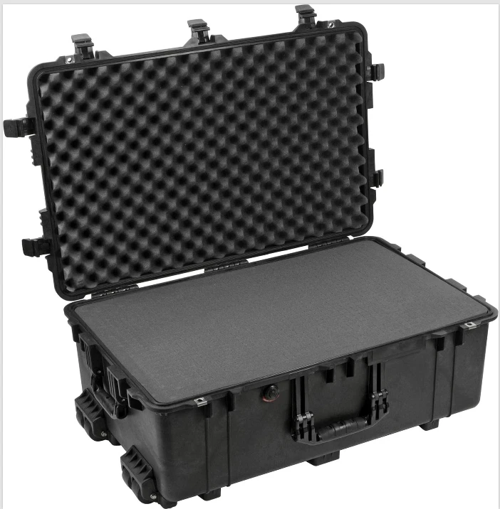 鹈鹕 1650 保护壳带轮子和泡沫 - 黑色 #1650-020-110 — 第 1/4 张图片