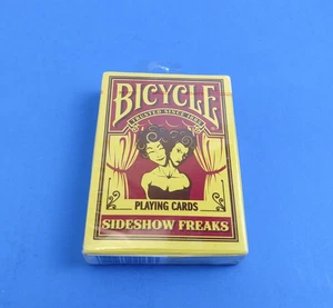 Mazo de cartas de bicicleta Sideshow Freaks SELLADO - Imagen 1 de 6
