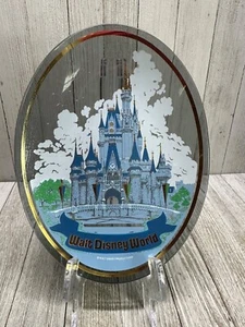 Ancienne assiette souvenir château de Cendrillon Walt Disney World verre ovale années 70 - Photo 1/5
