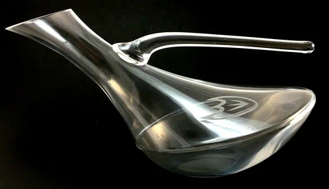 NHL Anaheim Ducks Bottle Engraved Clear Glass Wine Decanter Carafe Round Display Cover