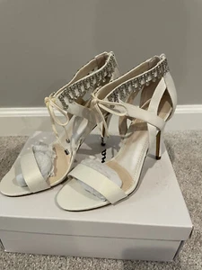 Wedding Heels - Touch Of Nina - Ivory US Women's Size 7 -- Brand New - Picture 1 of 3