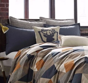 STUDIO 3B MILO 1 EURO PILLOW SHAM LINED GREY PATTERN BY KYLE SCHUNEMAN - Imagen 1 de 2