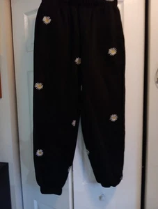 Girls Black Sweat Pants With Flowers Size Medium - Picture 1 of 4