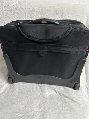 Wenger Wheeled Business Case Potomac Black Carry On Laptop Carrier 17x15x9" - Image 1 of 4