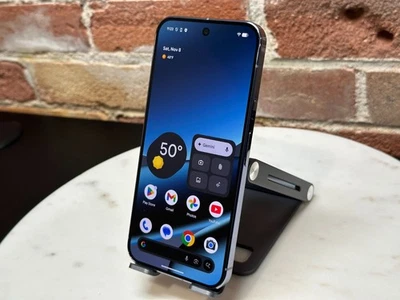 Google Pixel 10 Pro XL - 256GB - Blue - Unlocked - Excellent Condition - Image 1 of 4