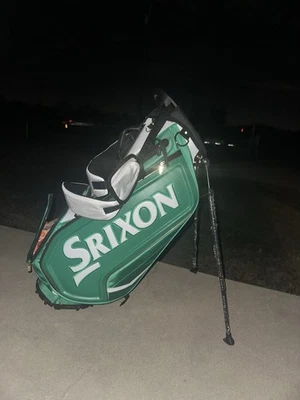NUEVA Bolsa de Golf Srixon Edición Limitada 2024 Spring Masters Stand 4 Vías Verde Blanco Foto 1 de 4