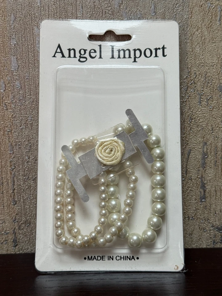 Muñequera ramillete con cuentas de burbujas en champán Foto 1 de 1