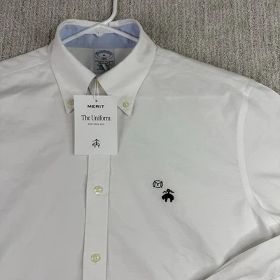 Camisa Brooks Brothers x MERIT The Uniform branca masculina média com botões - Imagem 1 de 4
