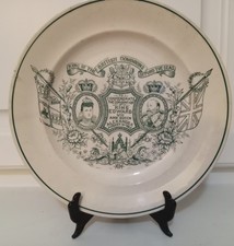 1902 King Edward VII and Queen Alexandra 8 1/2" CORONATION PLATE in Green