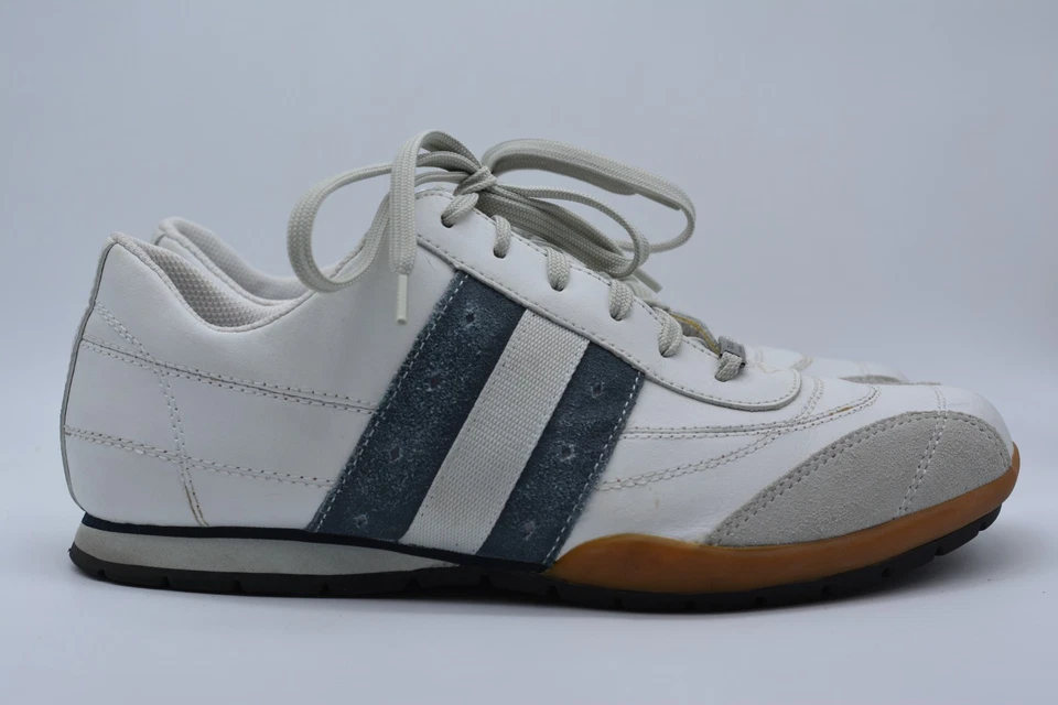 Zapatillas deportivas Rule by Steve Madden de cuero blanco y rayas grises para hombre talla 9,5 Foto 1 de 4