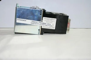 Allen-Bradley 700DCPK800Z24 Industrial Control Relay 24VDC A1 - Picture 1 of 8