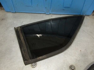 2008-2009 Ford Taurus X OEM LH driver side rear door vent quarter glass 08 09 - Picture 1 of 3