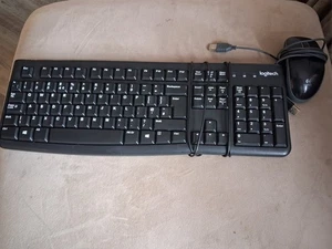 Logitech K120 Combo Keyboard and Mouse Set Bundle - Wired - Afbeelding 1 van 2