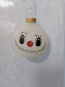 Weihnachtsschmuck - Rudolph Monster handbemalt auf Milchglas • Labubu - Bild 1 von 2