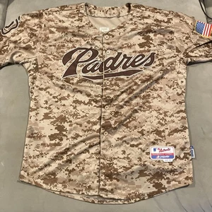 Camiseta deportiva RARA - Majestic - Padres de San Diego - Johnny Manziel - #2 CAMO - Talla 40 - Imagen 1 de 6