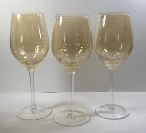Juego de 3 copas de vino sopladas a mano Pier 1 ámbar craquelado (brillo dorado) - Imagen 1 de 18