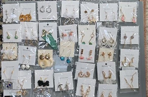 Joblot 50 Pairs Silver &Gold Plated Mixed Shape Earrings - NEW wholesale Lucky - Picture 1 of 3
