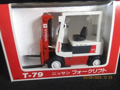 NEW Diapet Yonezawa Nissan 25 Toy Forklift Diecast 1/24 scale NIB - Image 1 of 4