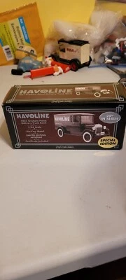 ERTL RC2 1927 Havoline Graham Panel Delivery  Special Edition Diecast Bank NEW - Image 1 of 4