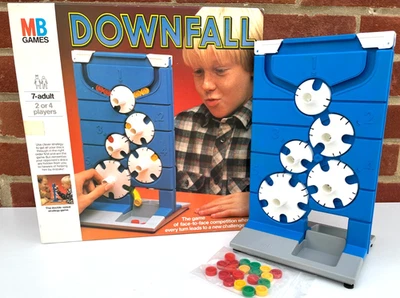 Vintage Downfall Strategy Board Game 1985 Square Box 100% Complete VGC - Image 1 of 4