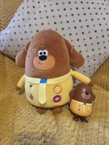 Hey Duggee Talking Soft Toy Plush 1996 11" Working Teddy With Mini Plastic Toy - Picture 1 of 4