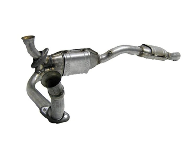 Se adapta a Ford Bronco E150 E250 E350 F150 F250 Ck información debajo de Y tubo y convertidor Cat Foto 1 de 4