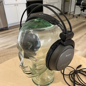 SONY MDR-CD770 Cuffie di riferimento digitali - Vintage (pastiglie indossate) - Foto 1 di 7