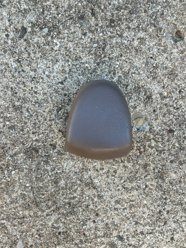 Tapa de ajuste del cinturón de seguridad 92-96 Ford Bronco F150 F250 F350, conductor/paso, bronceado OEM Foto 1 de 4