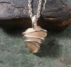 ¡AUTÉNTICO vidrio del desierto libio! Colgante meteorito de plata de ley #309 - Imagen 1 de 1