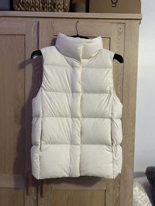 uniqlo powder soft down vest / gilet - Picture 1 of 4