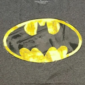 Batman Logo T-Shirt Medium Bat Symbol DC Comic Dark Knight Distressed - Bild 1 von 3