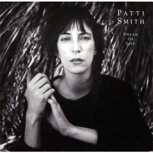 Patti Smith - Dream Of Life - Used Vinyl Record - G5z - Picture 1 of 1