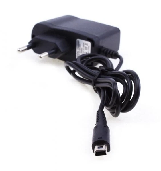 NEON Mains charger for Nintendo DSI XL / DSI / 3DS (EU 2-pin plug)