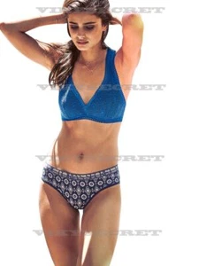NWT Victoria's Secret Blue Crochet Racerback Wire Free Bralette Bra Large NWT - Foto 1 di 1