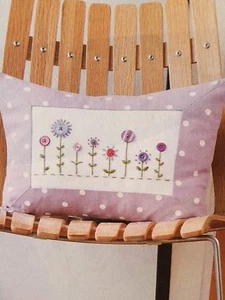 Bottone Fiori Cuscino Modello Cucito Istruzioni - Foto 1 di 1