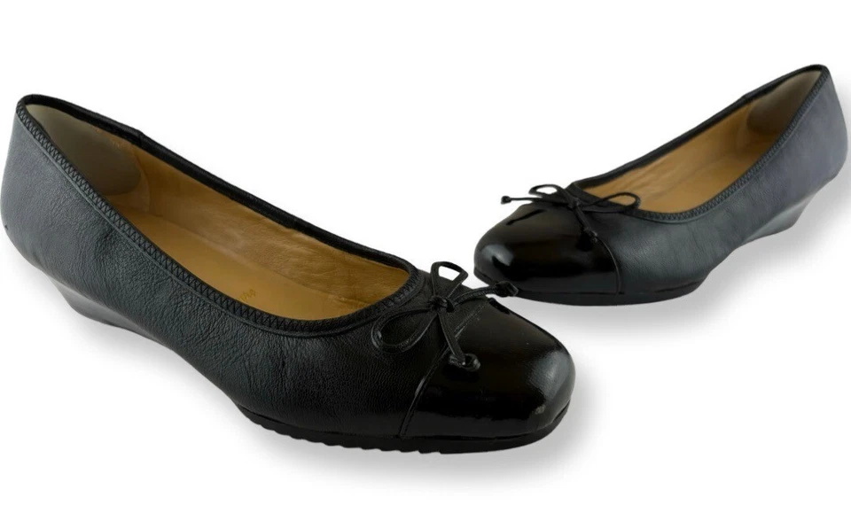 Trotters Lilly Cap Toe Pumps Black Leather Wedge Heels Size 10.5 M Bow Detail - Image 1 of 4