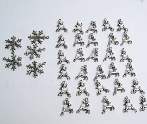 Mini Christmas Tiny Reindeer Ornament Charms Silver Tone Metal Earrings/Jewelry - Picture 1 of 6