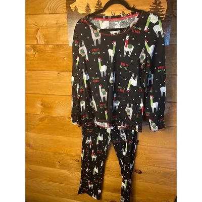 Conjunto de pijama Secret Treasures para mujer M Fa La Llama negro ropa de dormir Navidad Foto 1 de 4